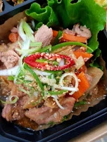 Korean B B Q Beef Lunch Box 불고기 도시락 烤肉盒饭 Soup